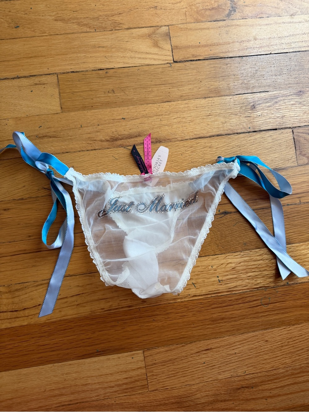 NEW Victoria’s Secret just married panties